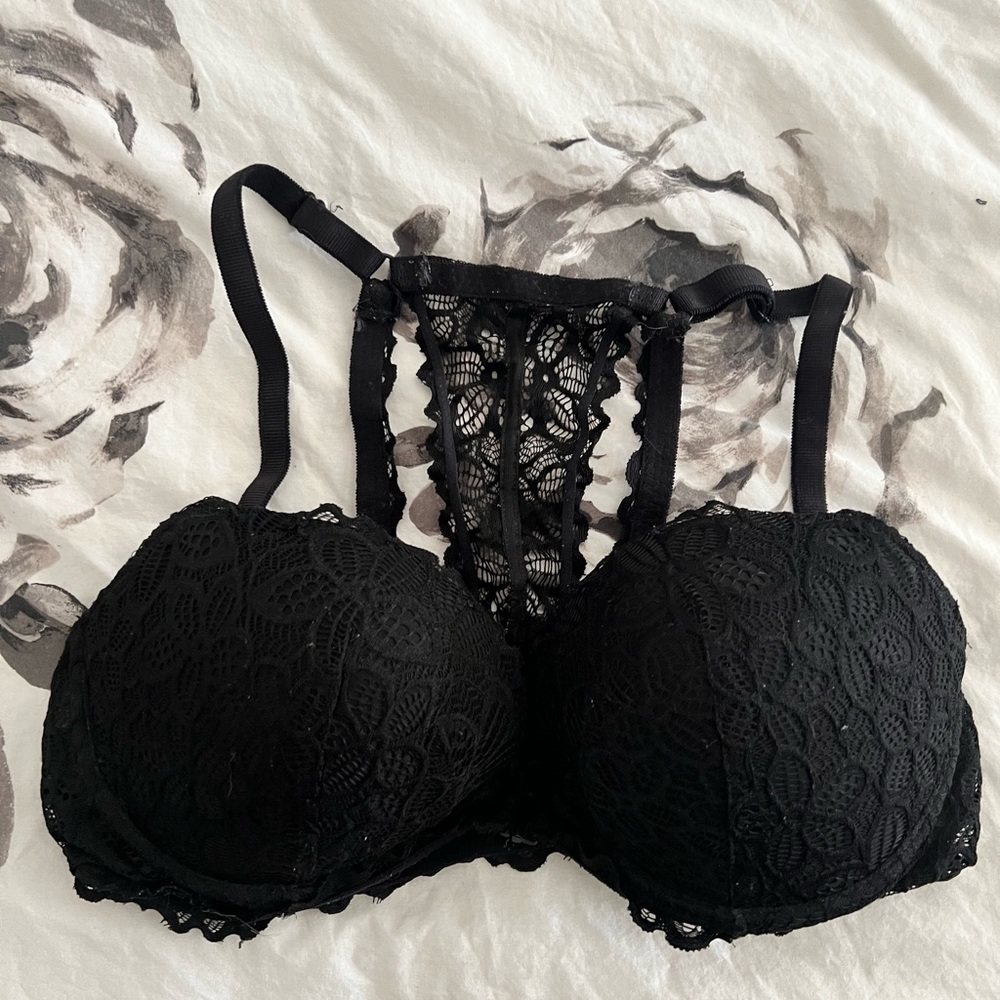 Victoria’s Secret PINK bra